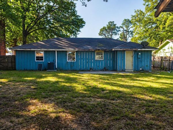 204 Truman Street , Stuttgart, AR 72160