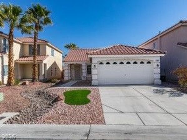 7550 Slipstream Street , Las Vegas, NV 89139