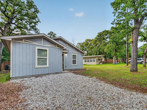 1249 Lindale Terrace, Pelican Bay, TX 76020