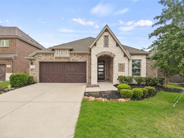 2532 Governors Boulevard, Heath, TX 75126