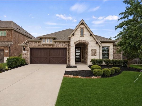 2532 Governors Boulevard, Heath, TX 75126