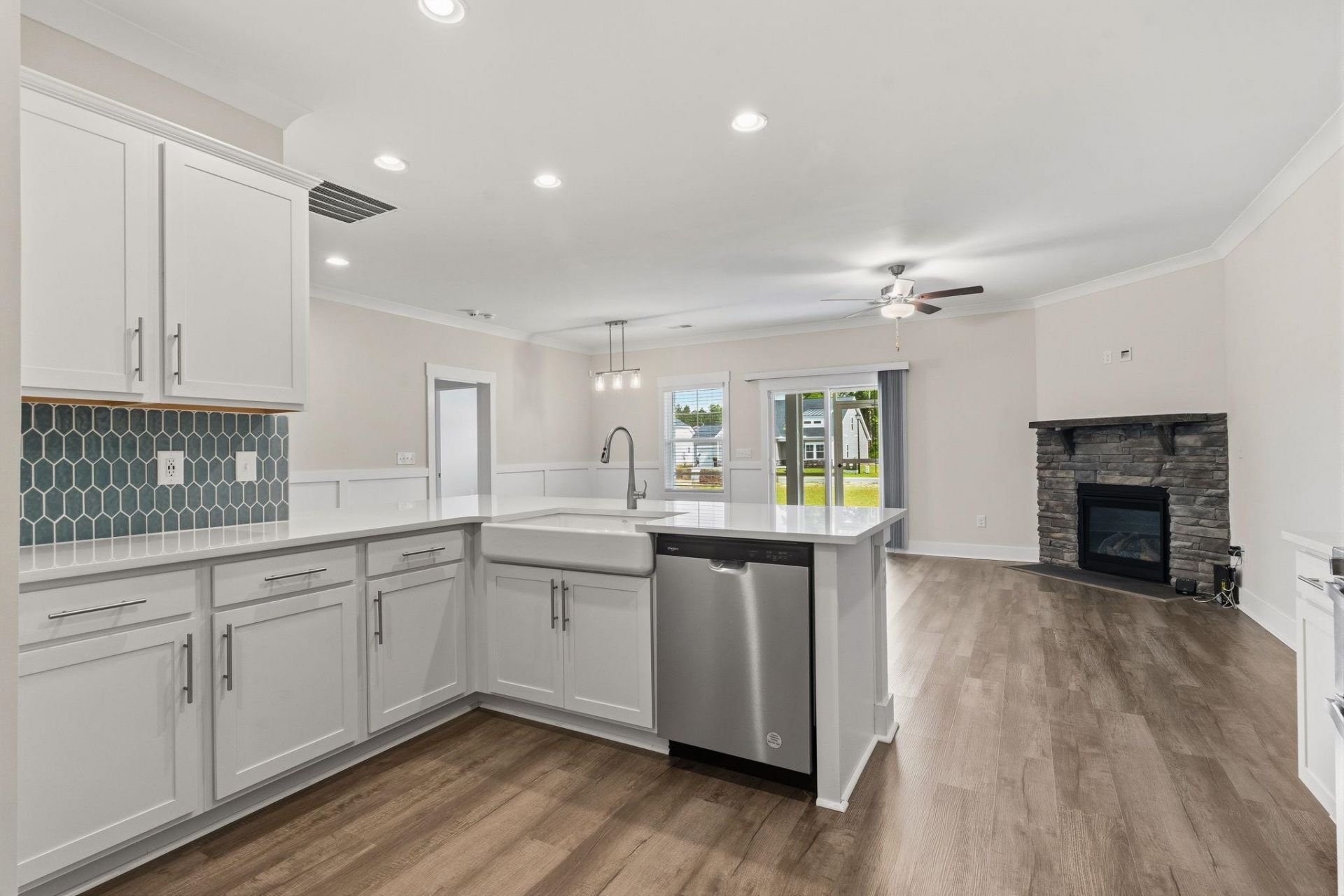 369 Palmetto Sand Loop  Photo 11