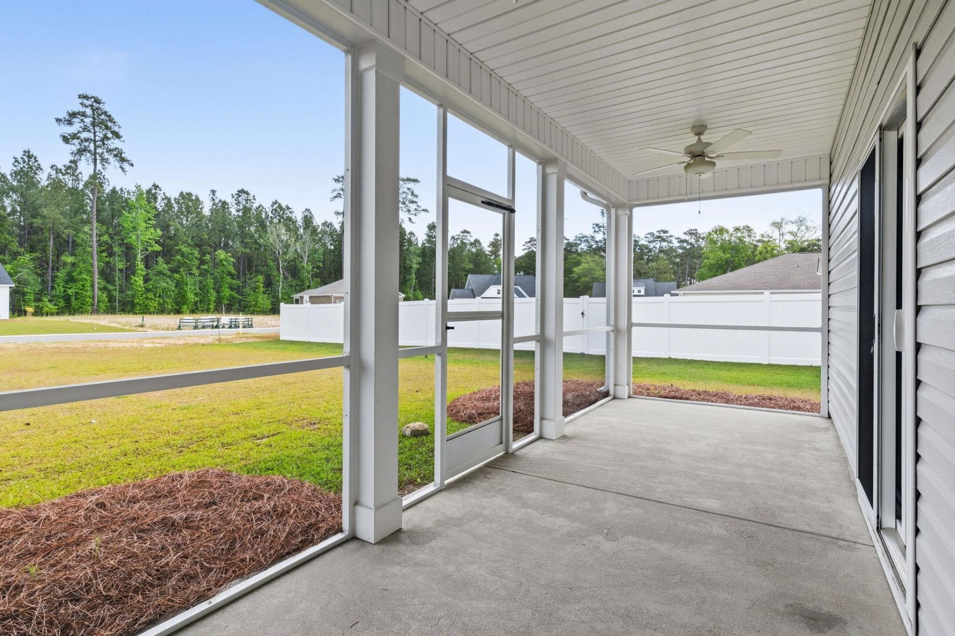 369 Palmetto Sand Loop  Photo 28