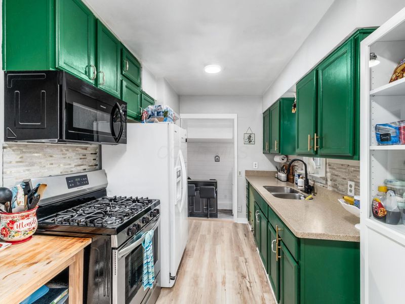 251 Edgevale Road, Columbus, OH 43209 Photo 12