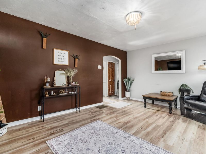 251 Edgevale Road, Columbus, OH 43209 Photo 5