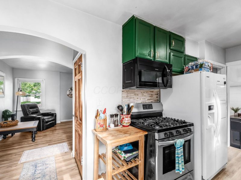 251 Edgevale Road, Columbus, OH 43209 Photo 9