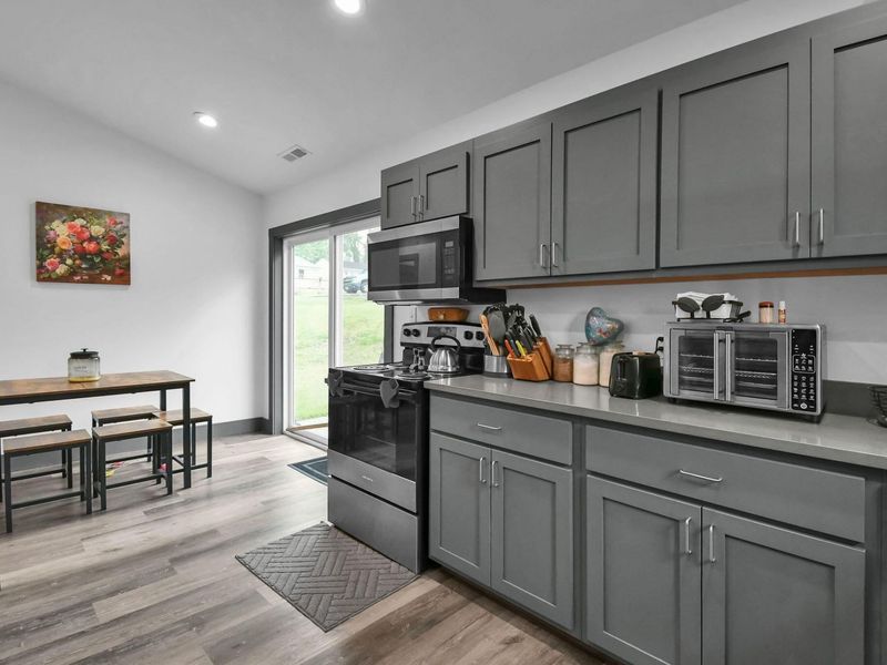 358 Davidson Street , Mansfield, OH 44907 Photo 10