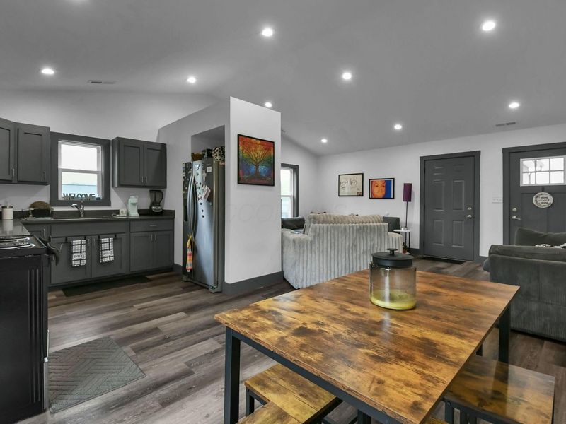 358 Davidson Street , Mansfield, OH 44907 Photo 8