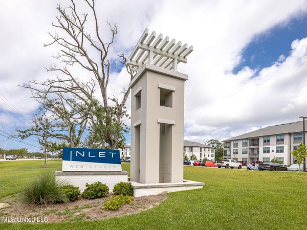 2501 Bienville Boulevard, Ocean Springs, MS 39564