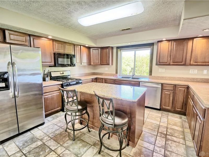 122 Cherry Hill Drive, Beavercreek, OH 45440 Photo 6