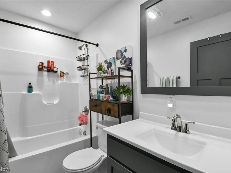 358 Davidson Street , Mansfield, OH 44907 Photo 18