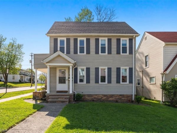 4410 W 61st Street , Cleveland, OH 44144