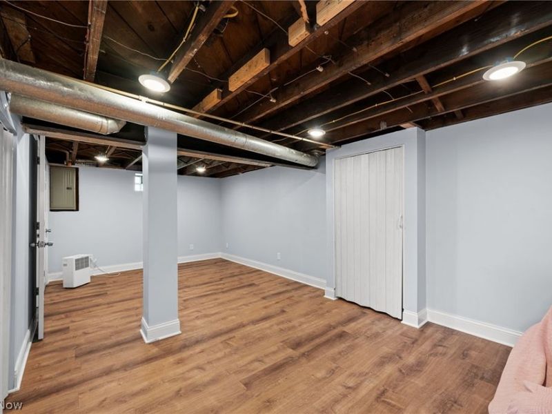 4410 W 61st Street , Cleveland, OH 44144 Photo 21