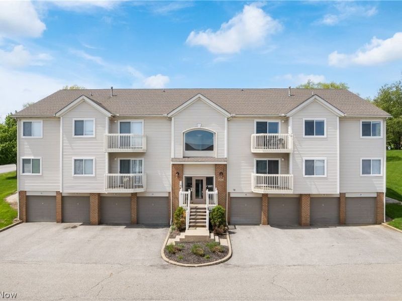 1435 Buckingham Gate D Boulevard , Cuyahoga Falls, OH 44221 Photo 1