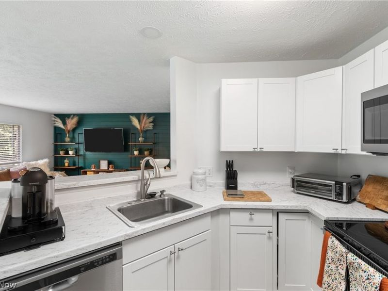 1435 Buckingham Gate D Boulevard , Cuyahoga Falls, OH 44221 Photo 16