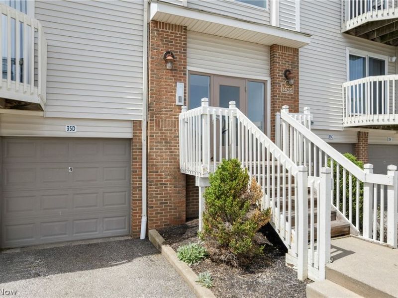 1435 Buckingham Gate D Boulevard , Cuyahoga Falls, OH 44221 Photo 5