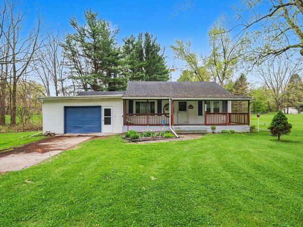 4922 W Paradise Road, Battle Creek, MI 49015