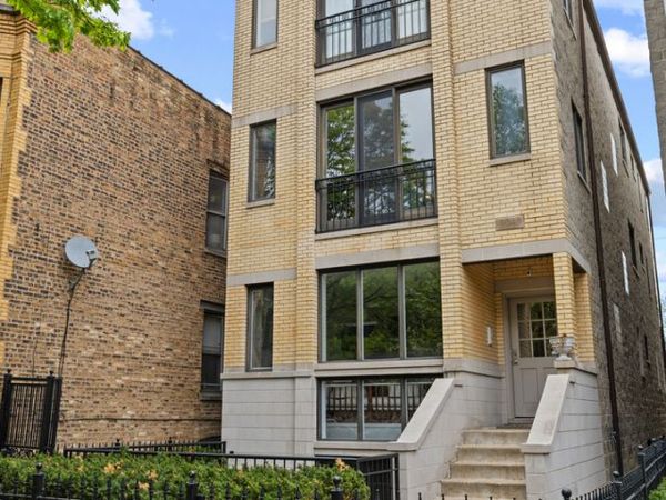 3041 N Racine Avenue , Unit 2, Chicago, IL 60657