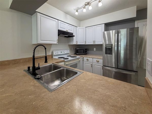 2201 SW 39TH DRIVE , GAINESVILLE, FL 32607