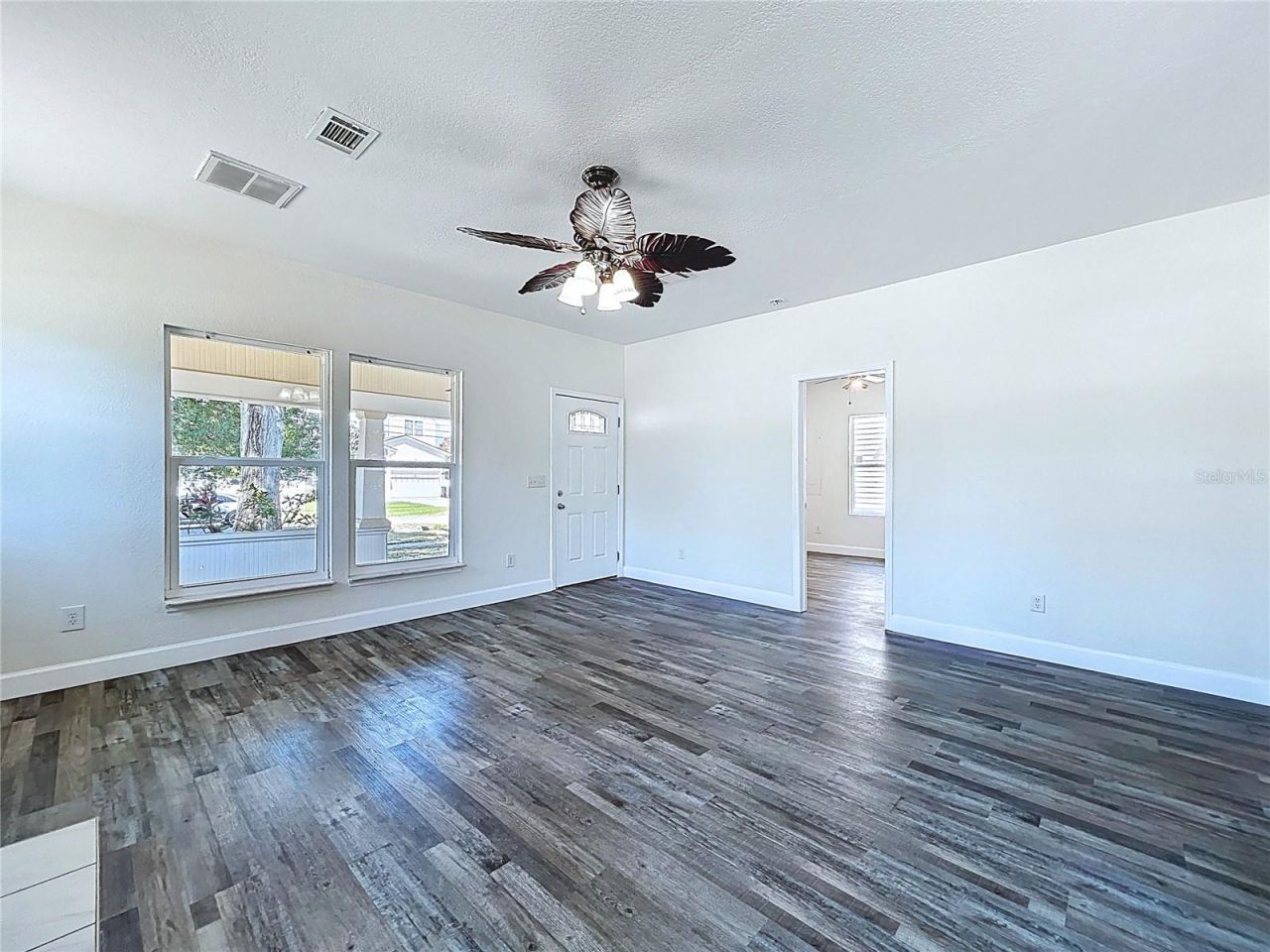 313 Jefferson Avenue S, Oldsmar, FL 34677 Photo