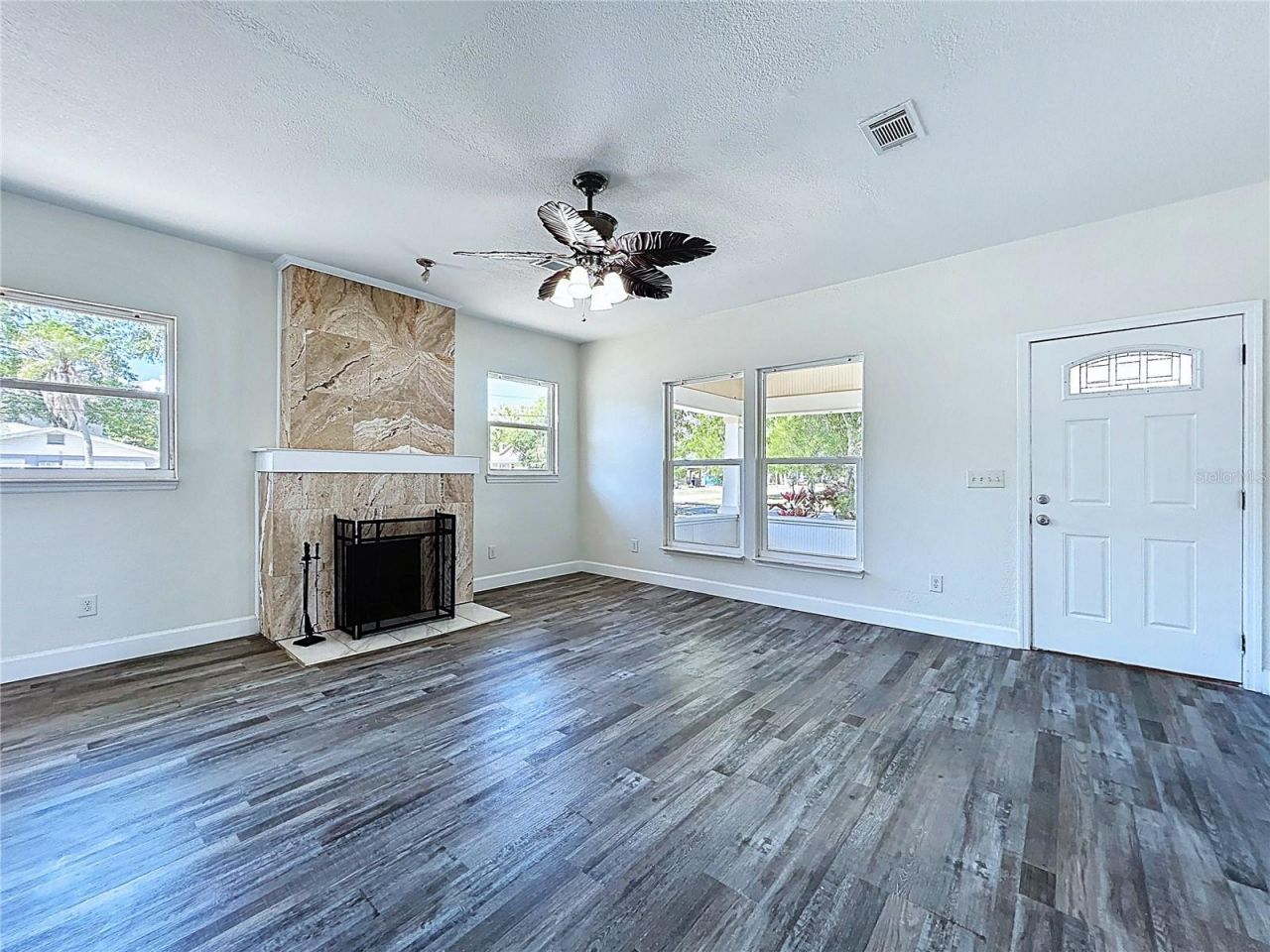 313 Jefferson Avenue S, Oldsmar, FL 34677 Photo
