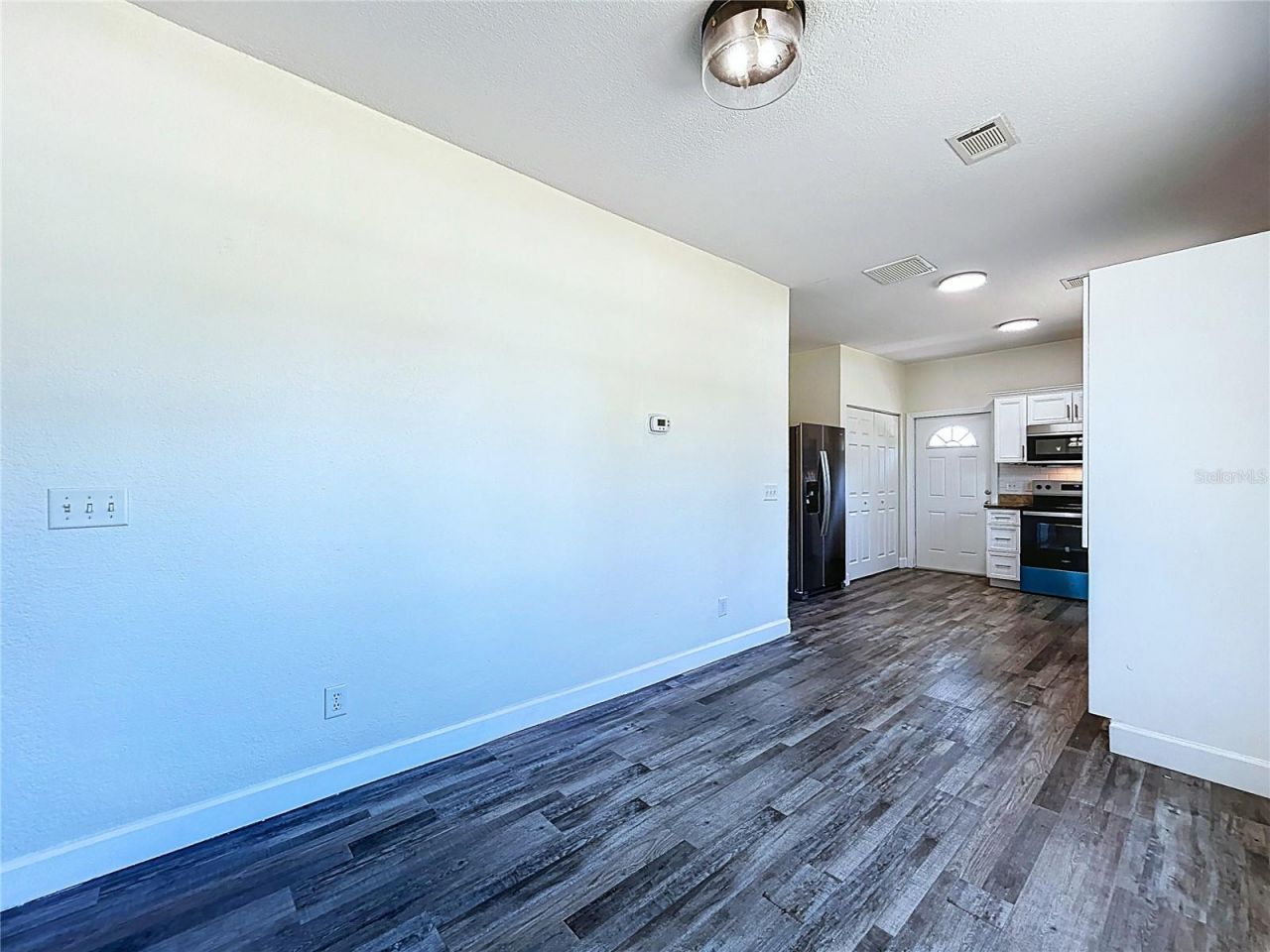 313 Jefferson Avenue S, Oldsmar, FL 34677 Photo