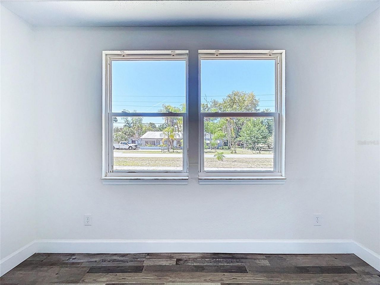 313 Jefferson Avenue S, Oldsmar, FL 34677 Photo