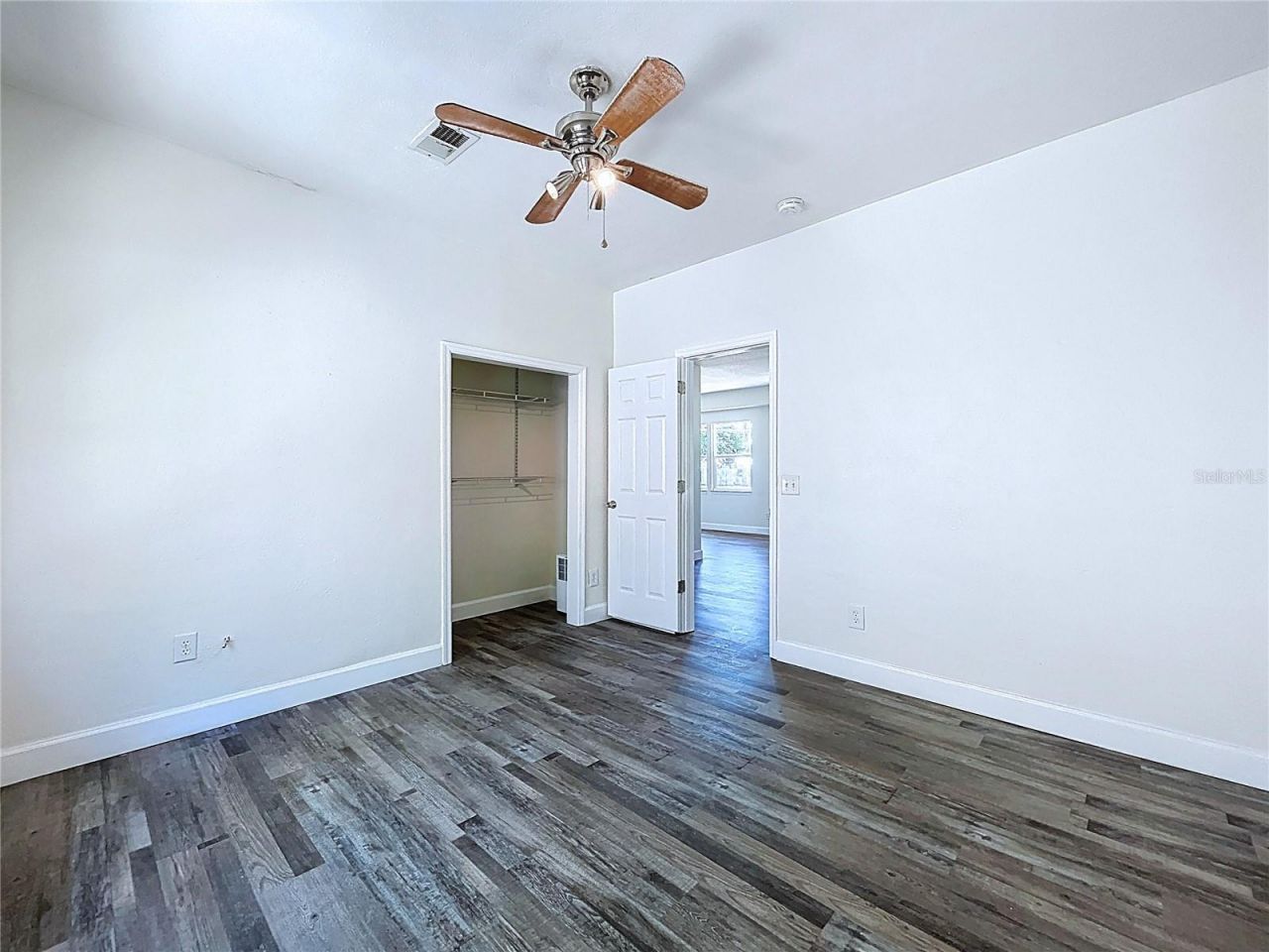 313 Jefferson Avenue S, Oldsmar, FL 34677 Photo