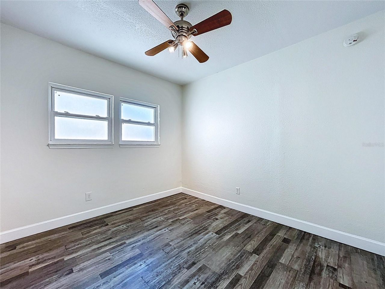 313 Jefferson Avenue S, Oldsmar, FL 34677 Photo