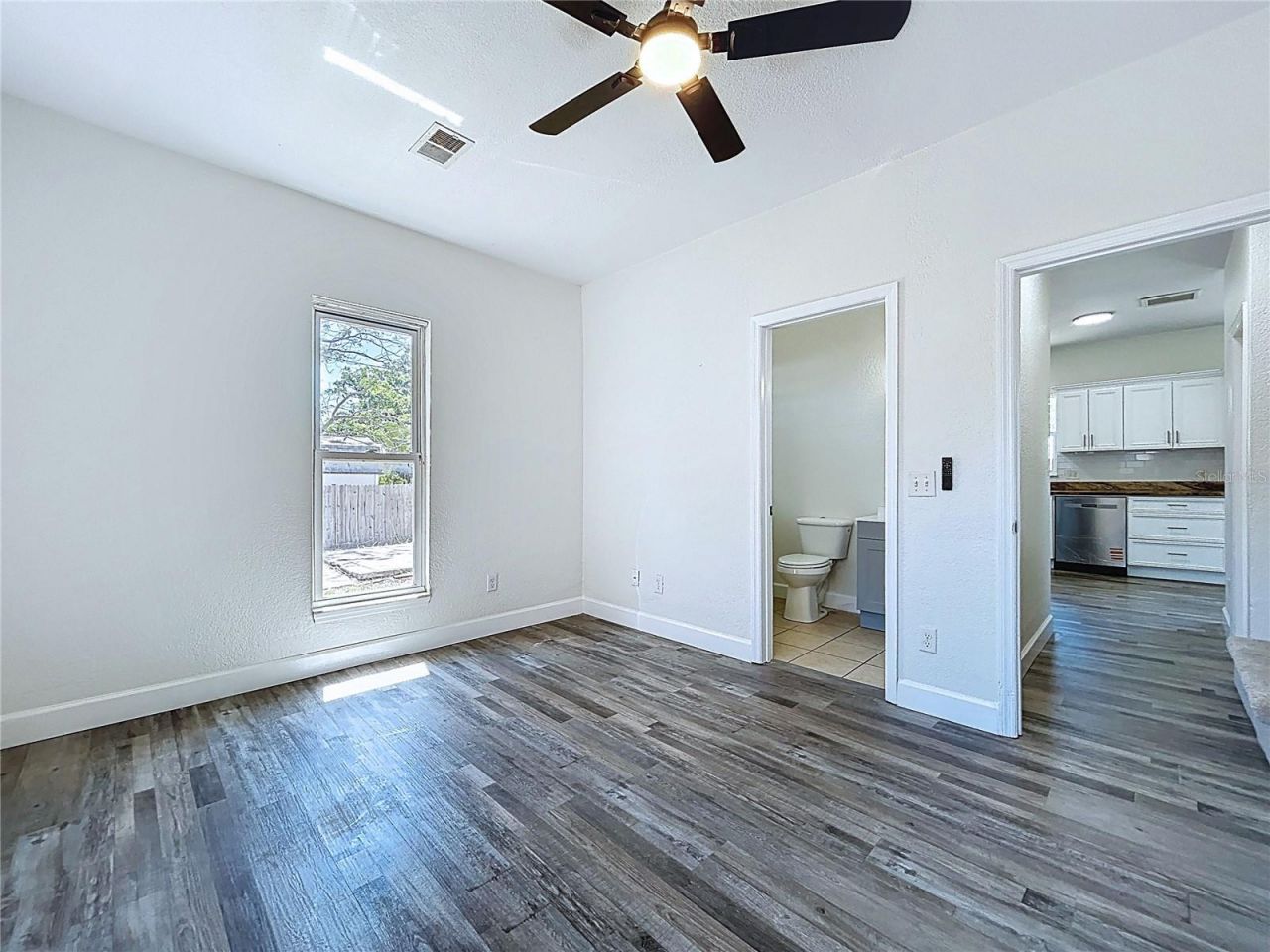 313 Jefferson Avenue S, Oldsmar, FL 34677 Photo
