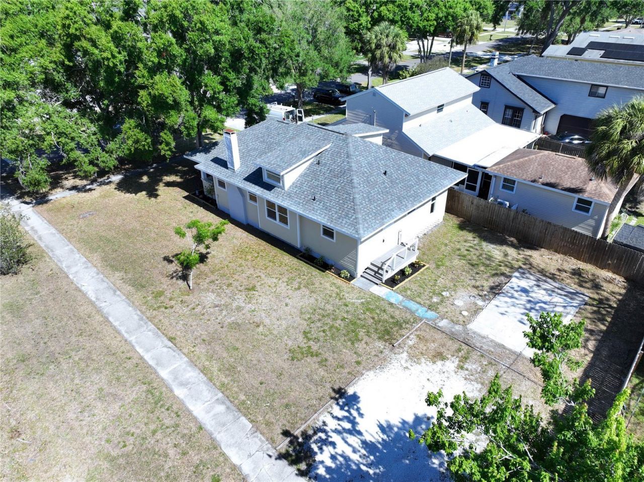 313 Jefferson Avenue S, Oldsmar, FL 34677 Photo