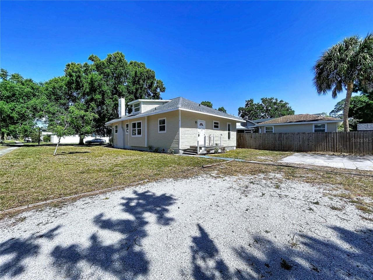 313 Jefferson Avenue S, Oldsmar, FL 34677 Photo