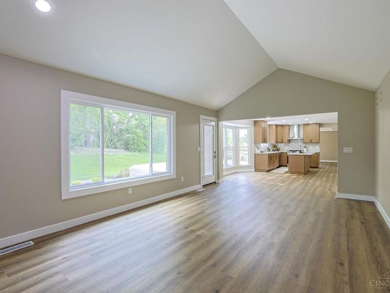 5475 Pine Vista Court, West Chester, OH 45069 Photo 9