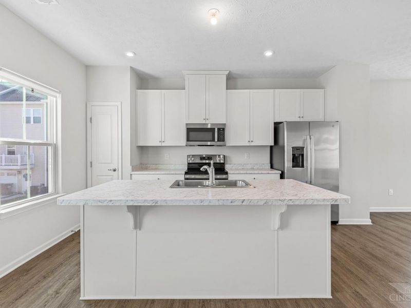 22 Wentworth Lane, Deer Park, OH 45236 Photo 9