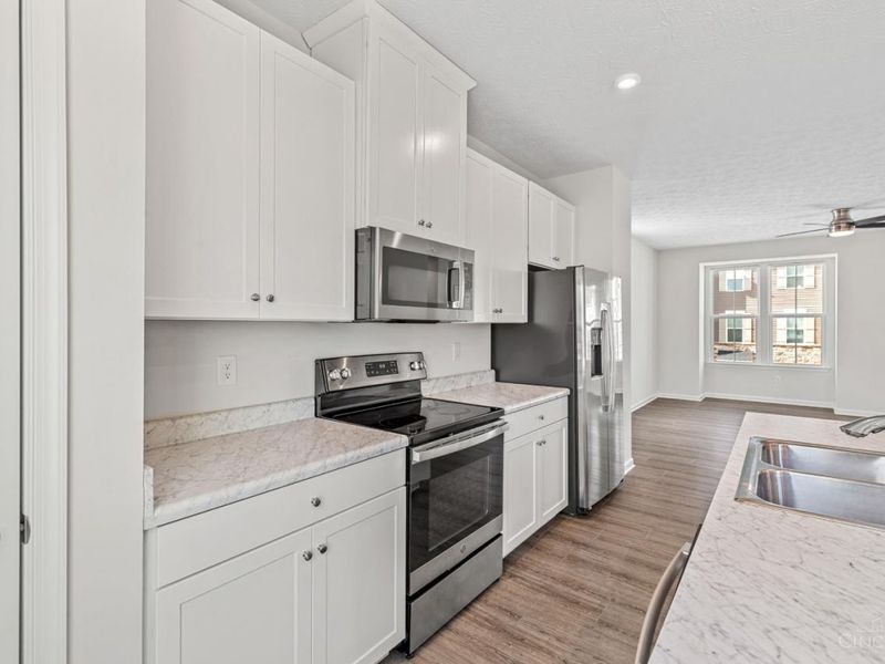 22 Wentworth Lane, Deer Park, OH 45236 Photo 9