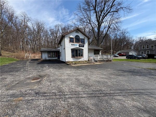 8 High Street , Rochester, NY 14564