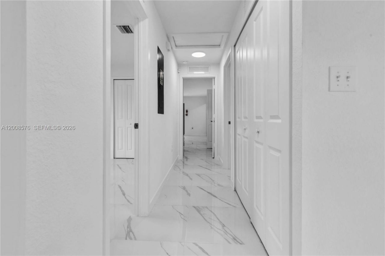 152 NW 18 St , Homestead, FL 33030 Photo