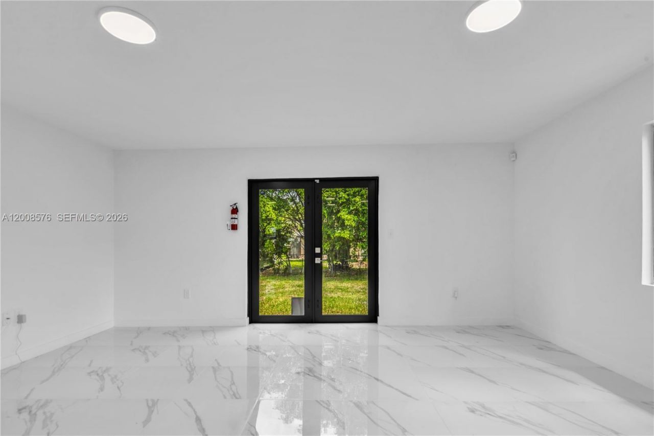 152 NW 18 St , Homestead, FL 33030 Photo