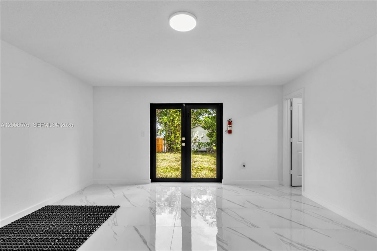 152 NW 18 St , Homestead, FL 33030 Photo