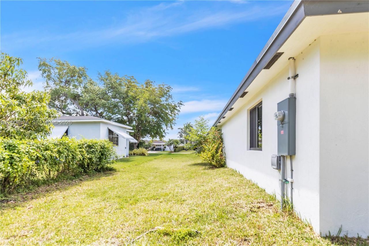 152 NW 18 St , Homestead, FL 33030 Photo