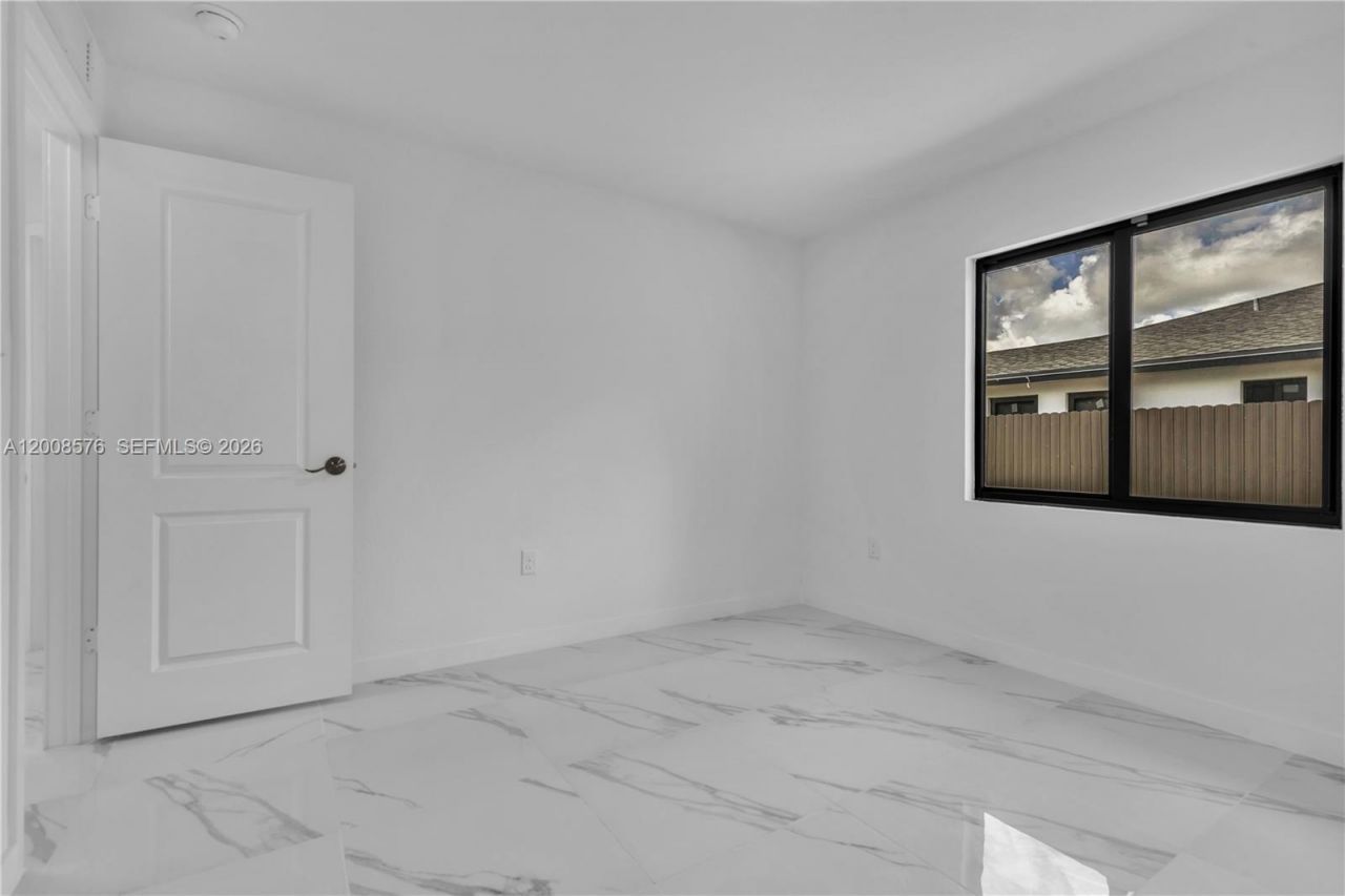 152 NW 18 St , Homestead, FL 33030 Photo