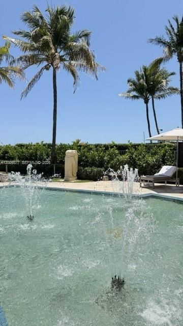 5875 Collins Ave , Unit 708, Miami Beach, FL 33140 Photo