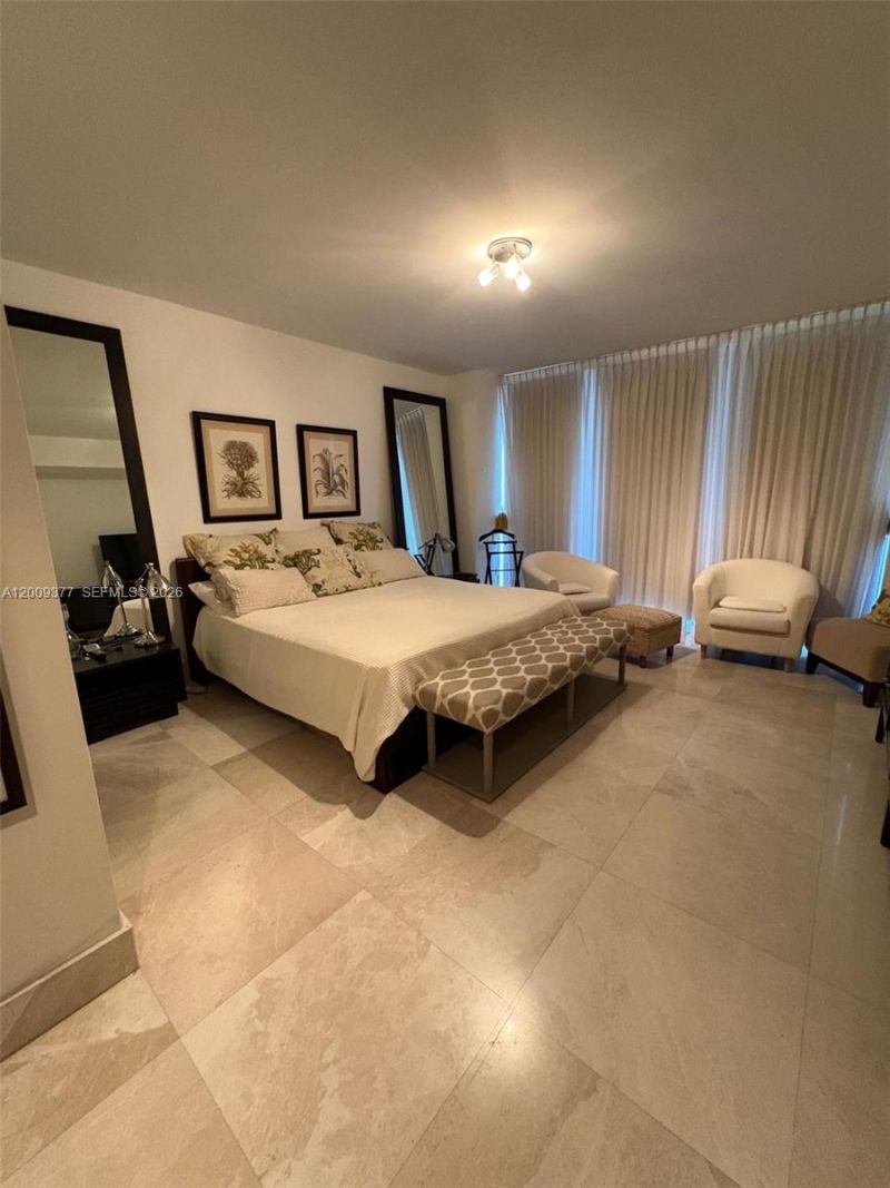 5875 Collins Ave , Unit 708, Miami Beach, FL 33140 Photo