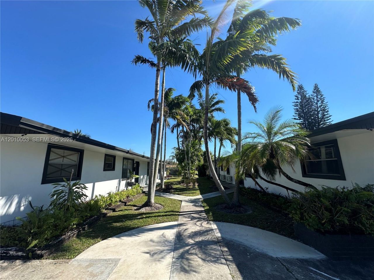 128 NW 2nd Ave, Unit A, Hallandale Beach, FL 33009 Photo