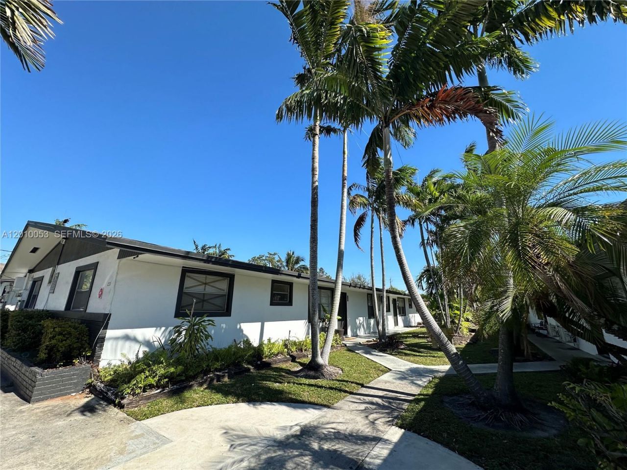 128 NW 2nd Ave, Unit A, Hallandale Beach, FL 33009 Photo