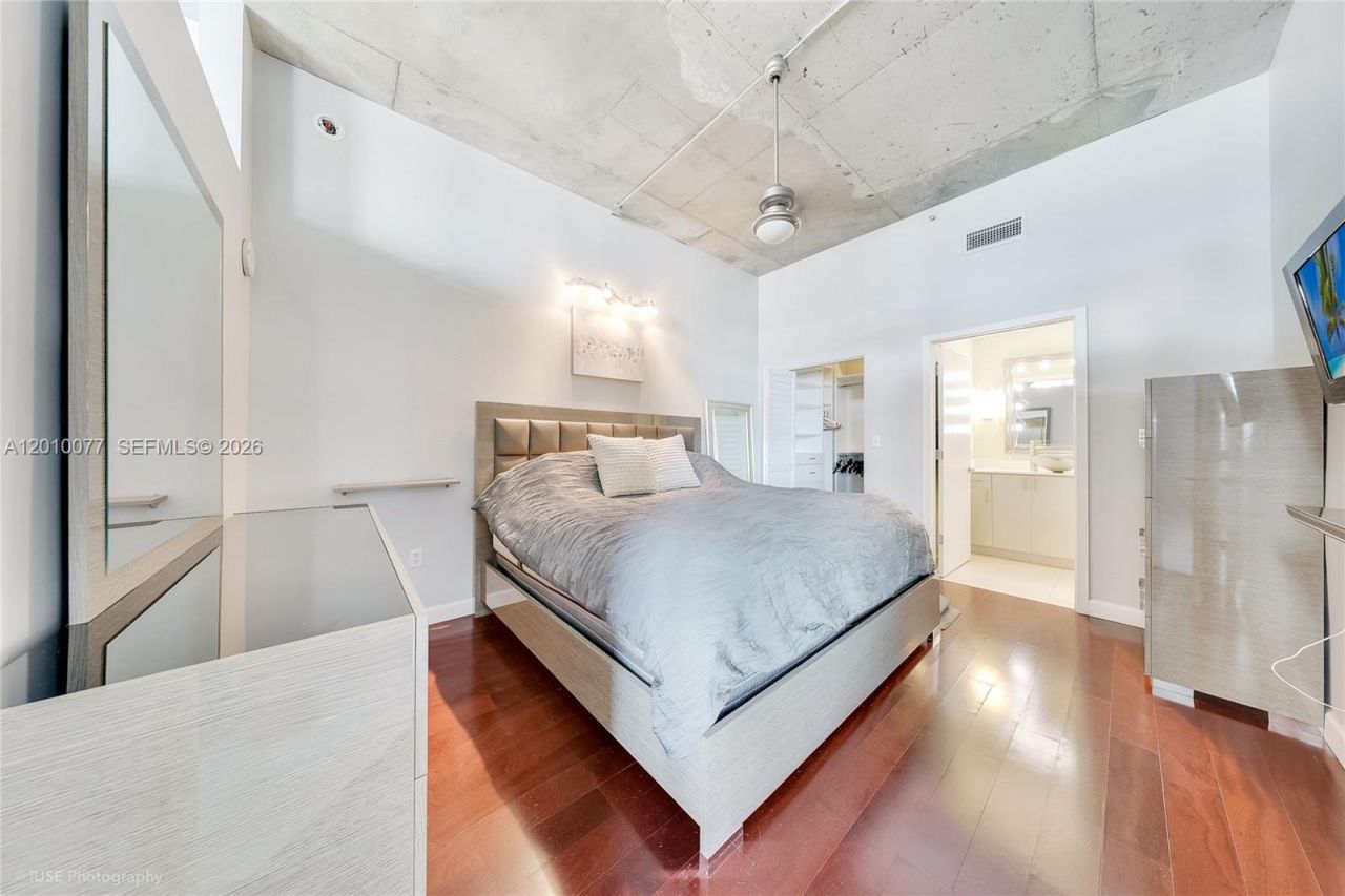 2001 Biscayne Blvd , Unit 2311, Miami, FL 33137 Photo