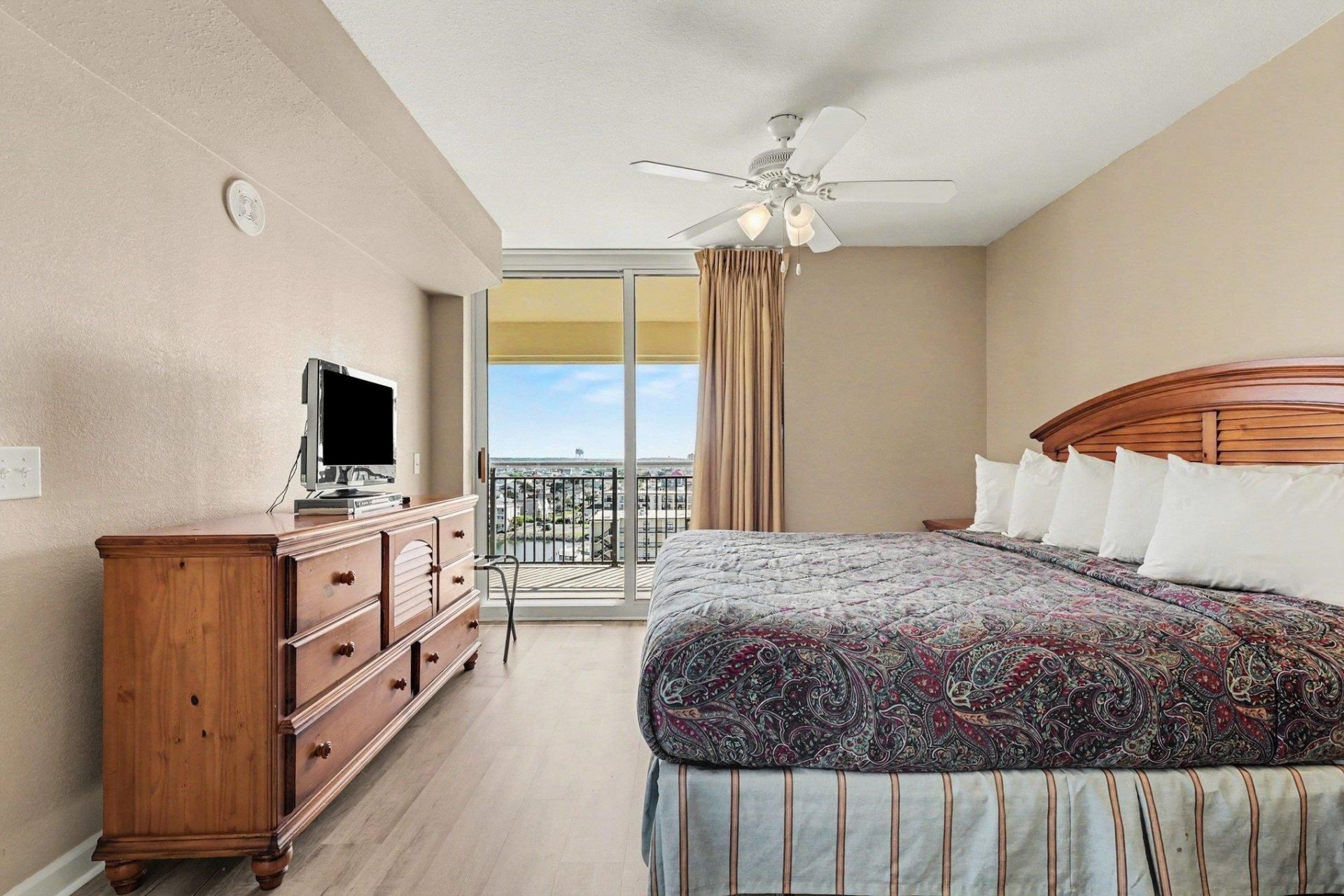 1819 N Ocean Blvd.  Photo 15