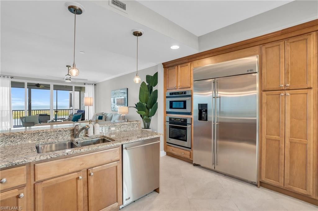 265 Indies Way, Unit 1402, Naples, FL 34110 Photo