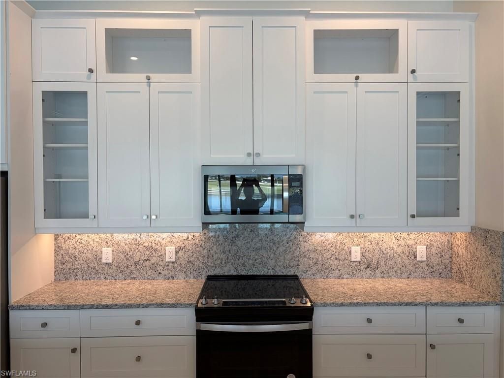 136 NW 29th Pl , Cape Coral, FL 33993 Photo