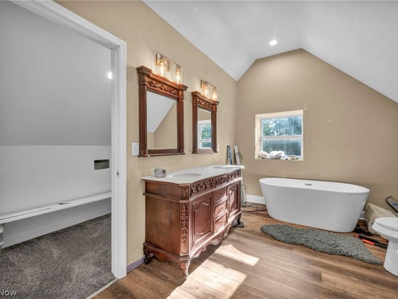 8689 Stearns Road , Olmsted Township, OH 44138 Photo 27